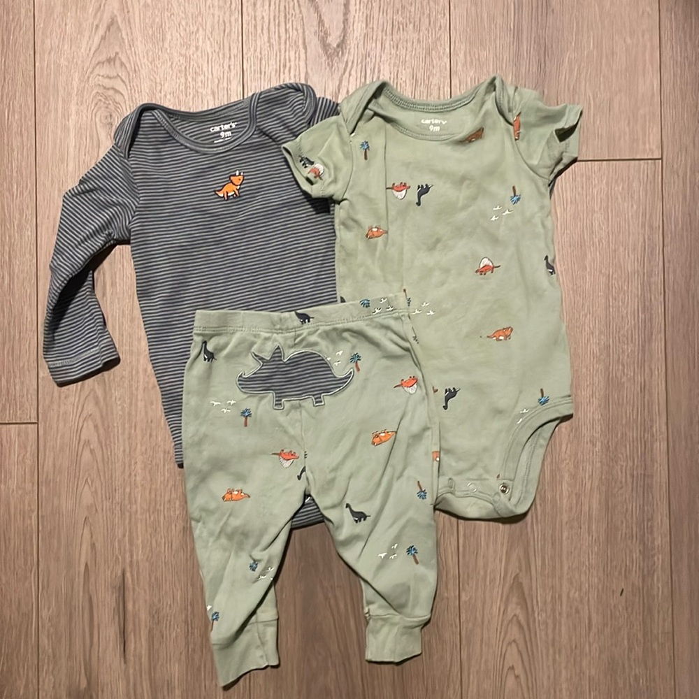 3- piece dinosaur outfit 9 month